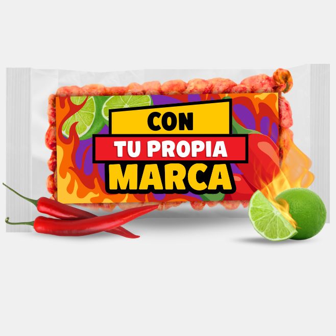 Maicitos inflados sabor chile y limón en empaque personalizado con opción de marca. Fondo con chiles rojos y limones frescos.