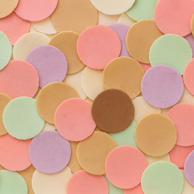 muchas obleas de amaranto una sobre otra sabores variados para vender en escuela