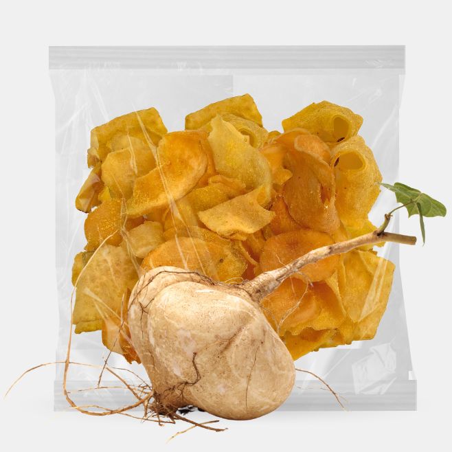 Bolsa transparente de 50 g de chips de jícama sabor Limón y Sal, formato Sin Etiqueta, con una jícama al frente